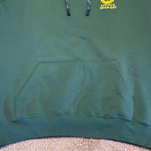 VTG St Patricks Day Locals Hoodie Adult XL Green Pullover Buffalo New York USA - Picture 7 of 12